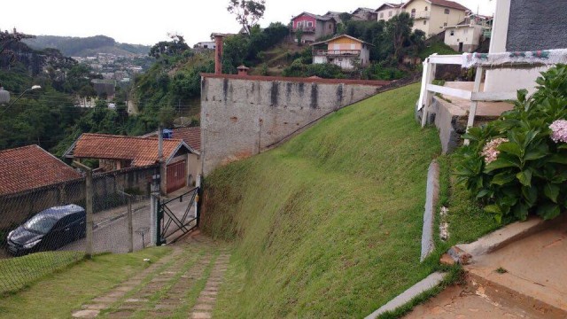 0 para Casas - Venda em Campos do Jordão