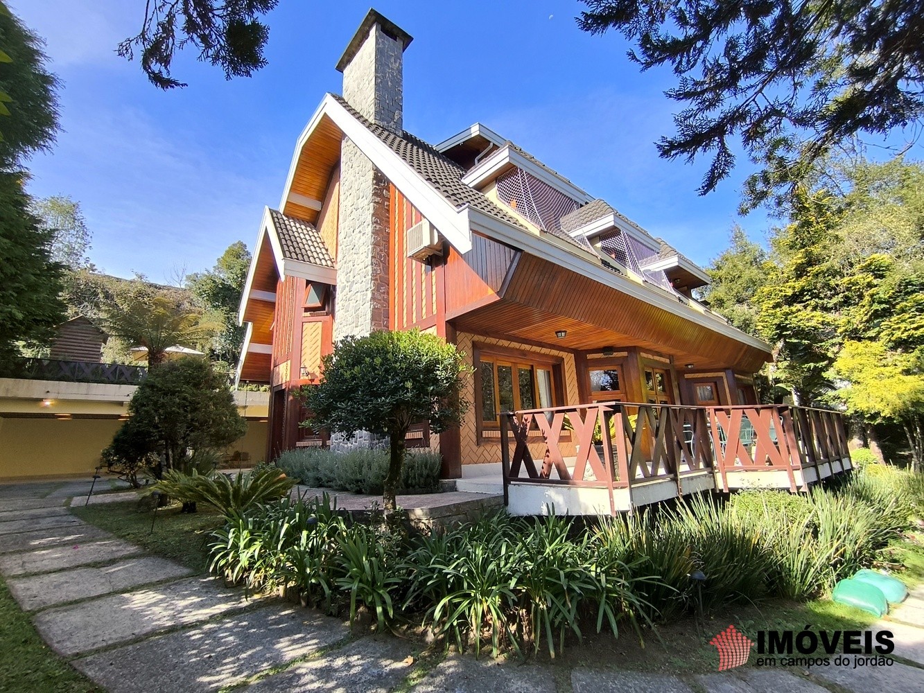 1 para Casas - Venda em Campos do Jordão