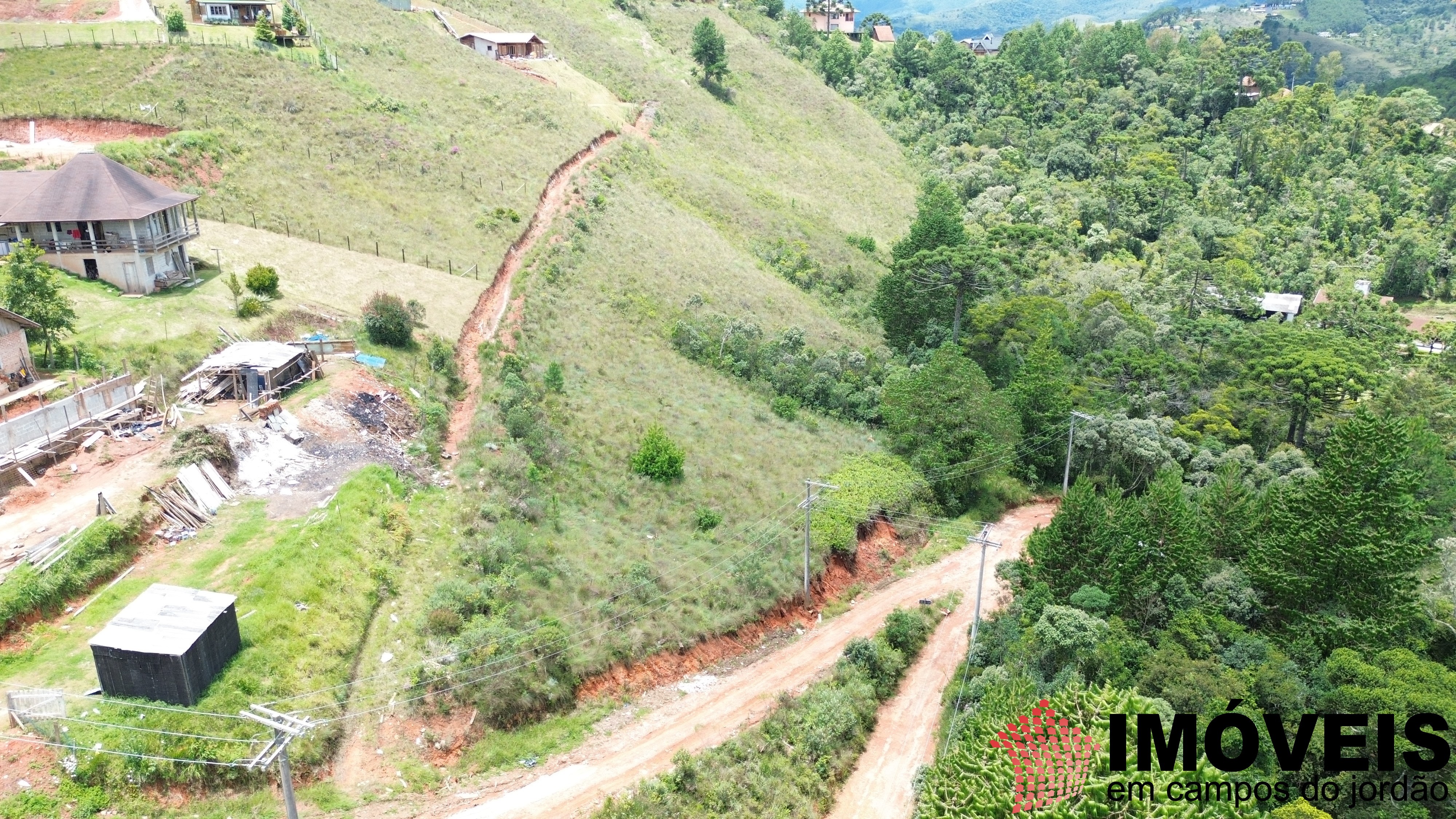 0 para Terrenos - Venda em Campos do Jordão