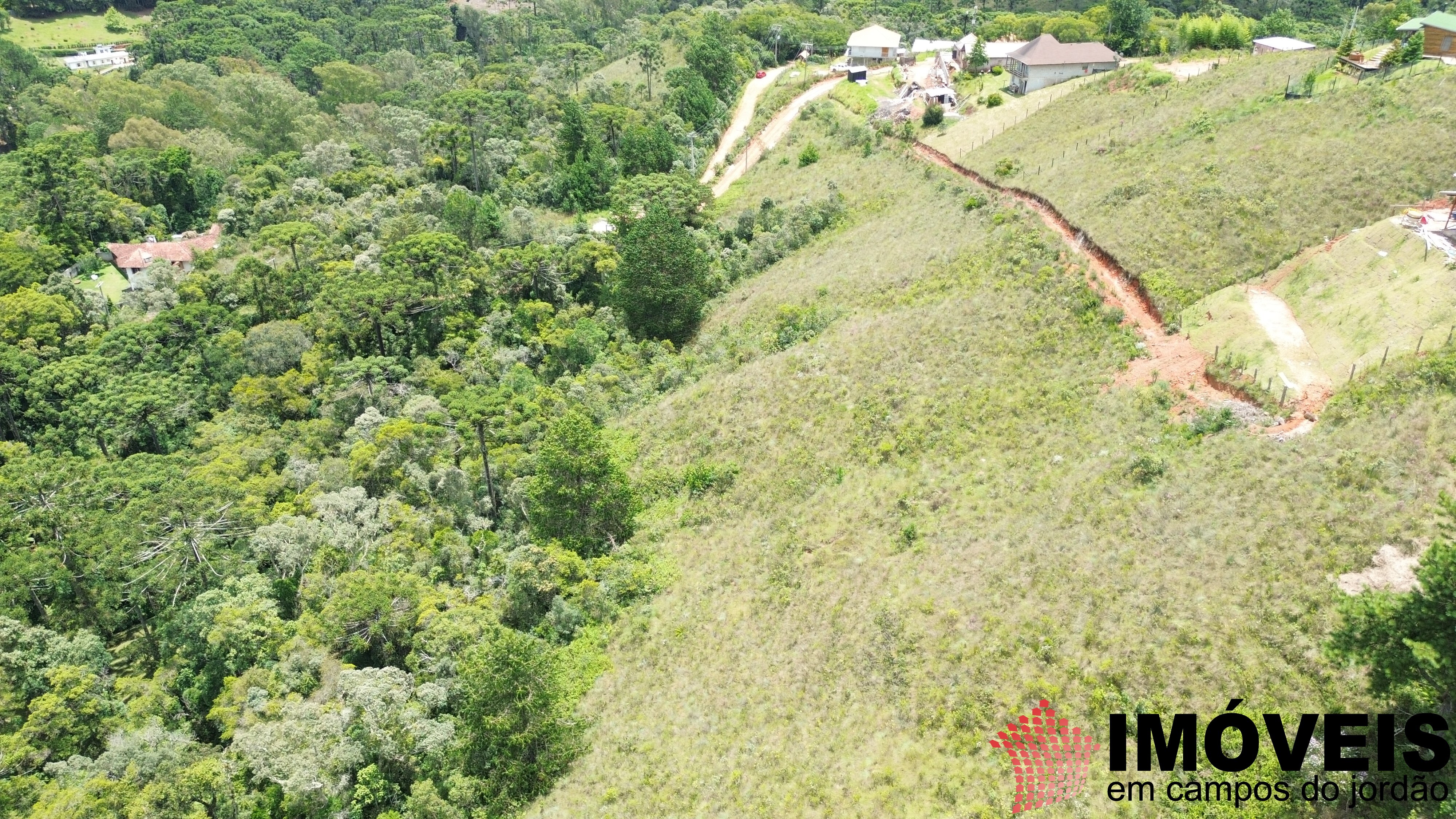 0 para Terrenos - Venda em Campos do Jordão