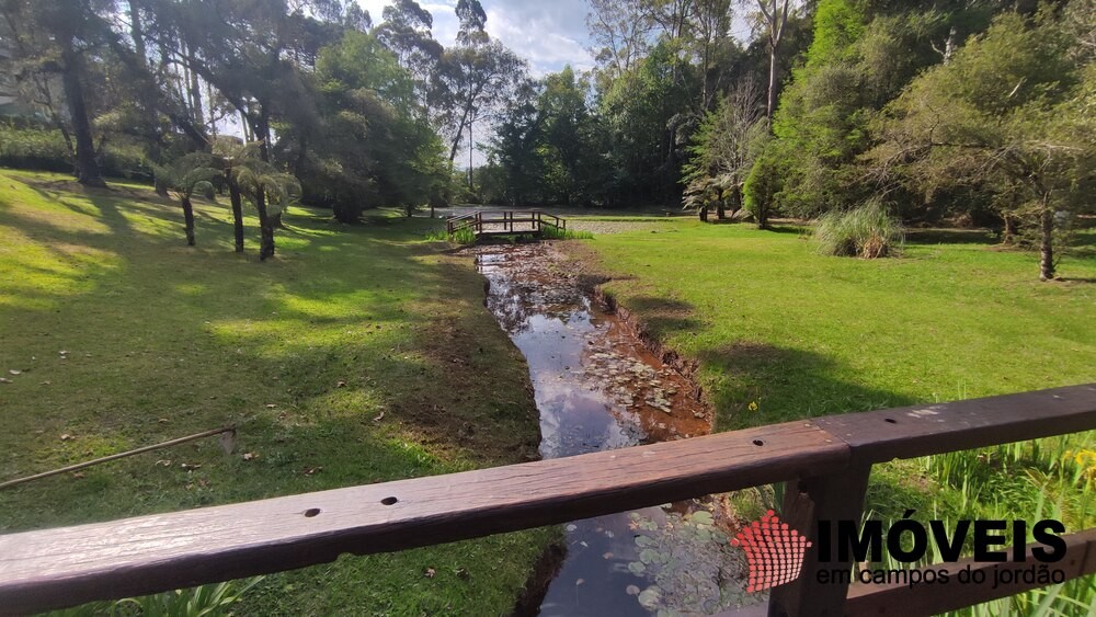 0 para Terrenos - Venda em Campos do Jordão