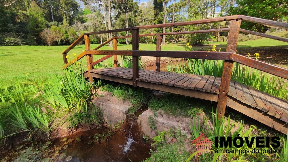 0 para Terrenos - Venda em Campos do Jordão