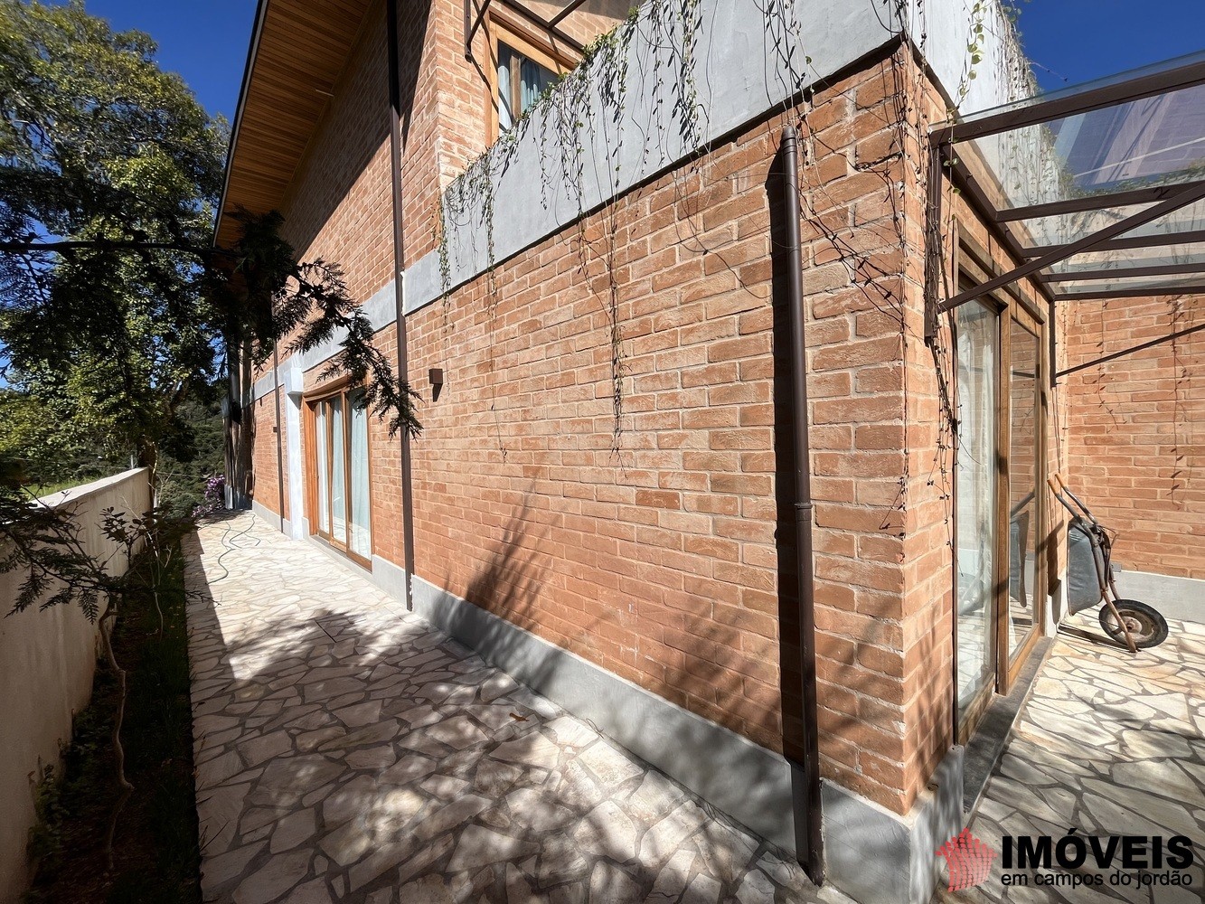 0 para Casas - Venda em Campos do Jordão