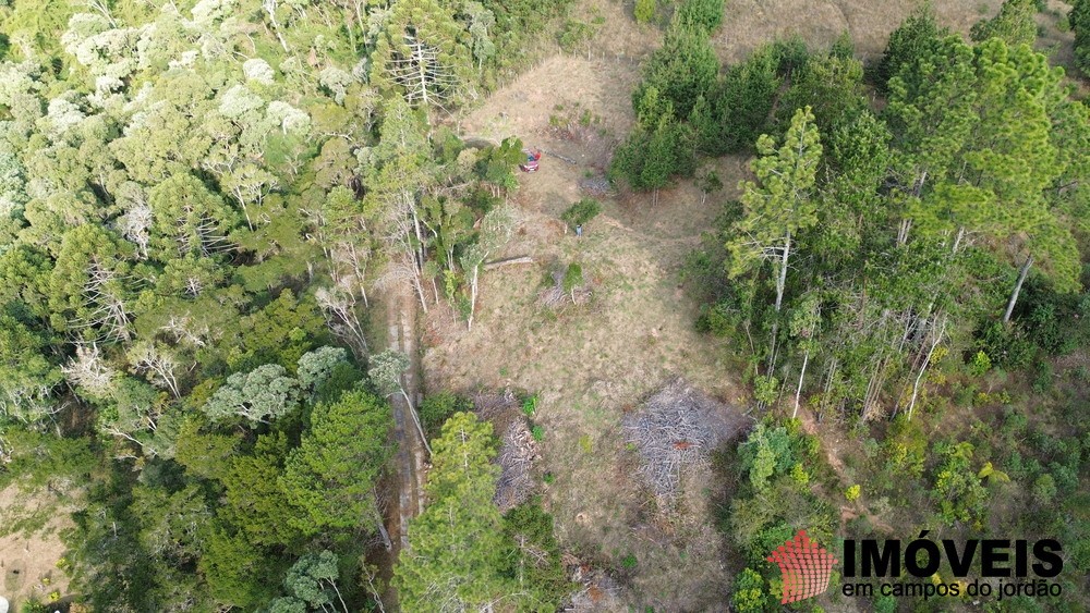 0 para Terrenos - Venda em Campos do Jordão