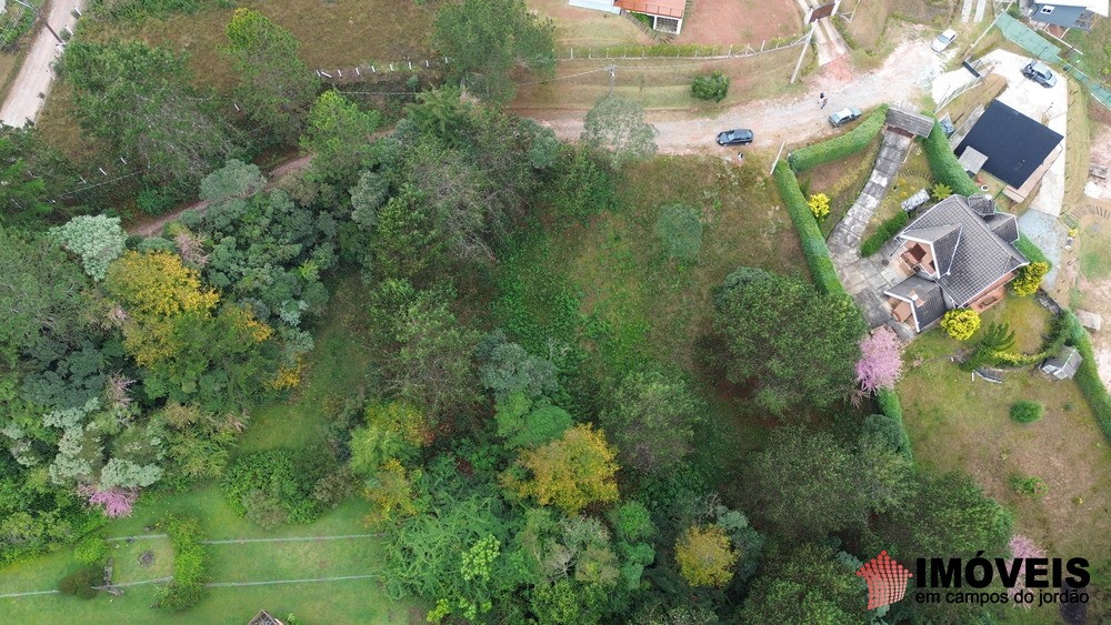 0 para Terrenos - Venda em Campos do Jordão