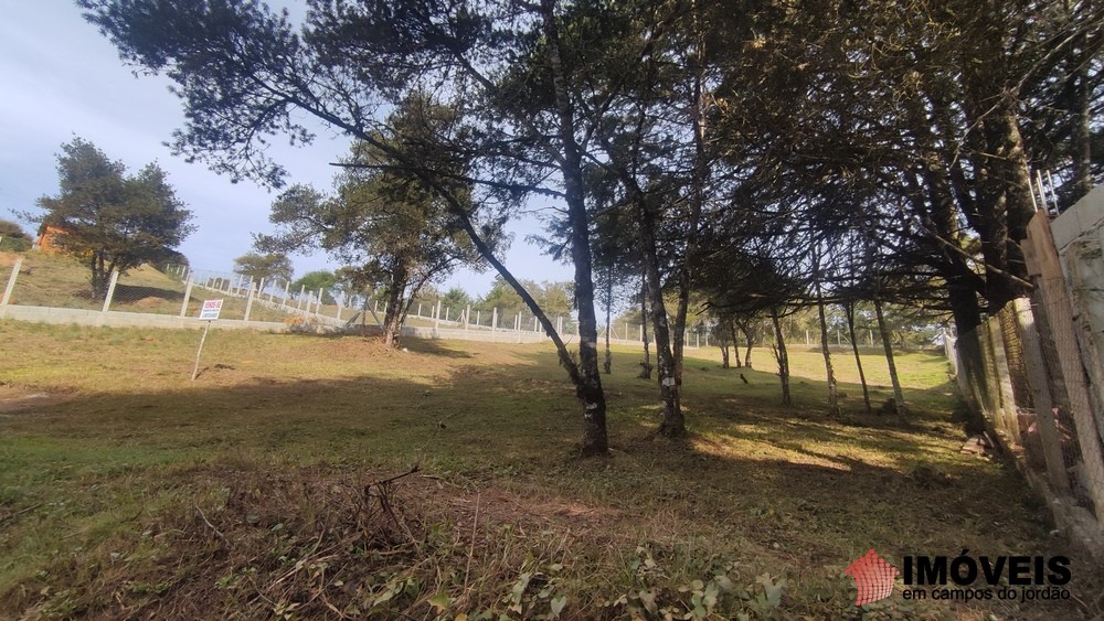 0 para Terrenos - Venda em Campos do Jordão