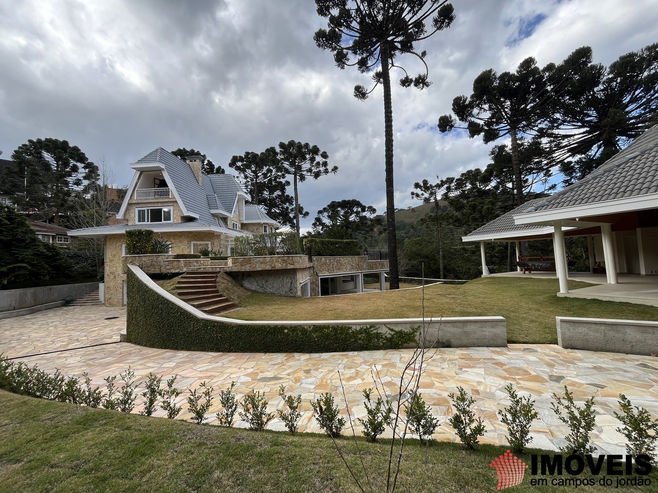 0 para Casas - Venda em Campos do Jordão