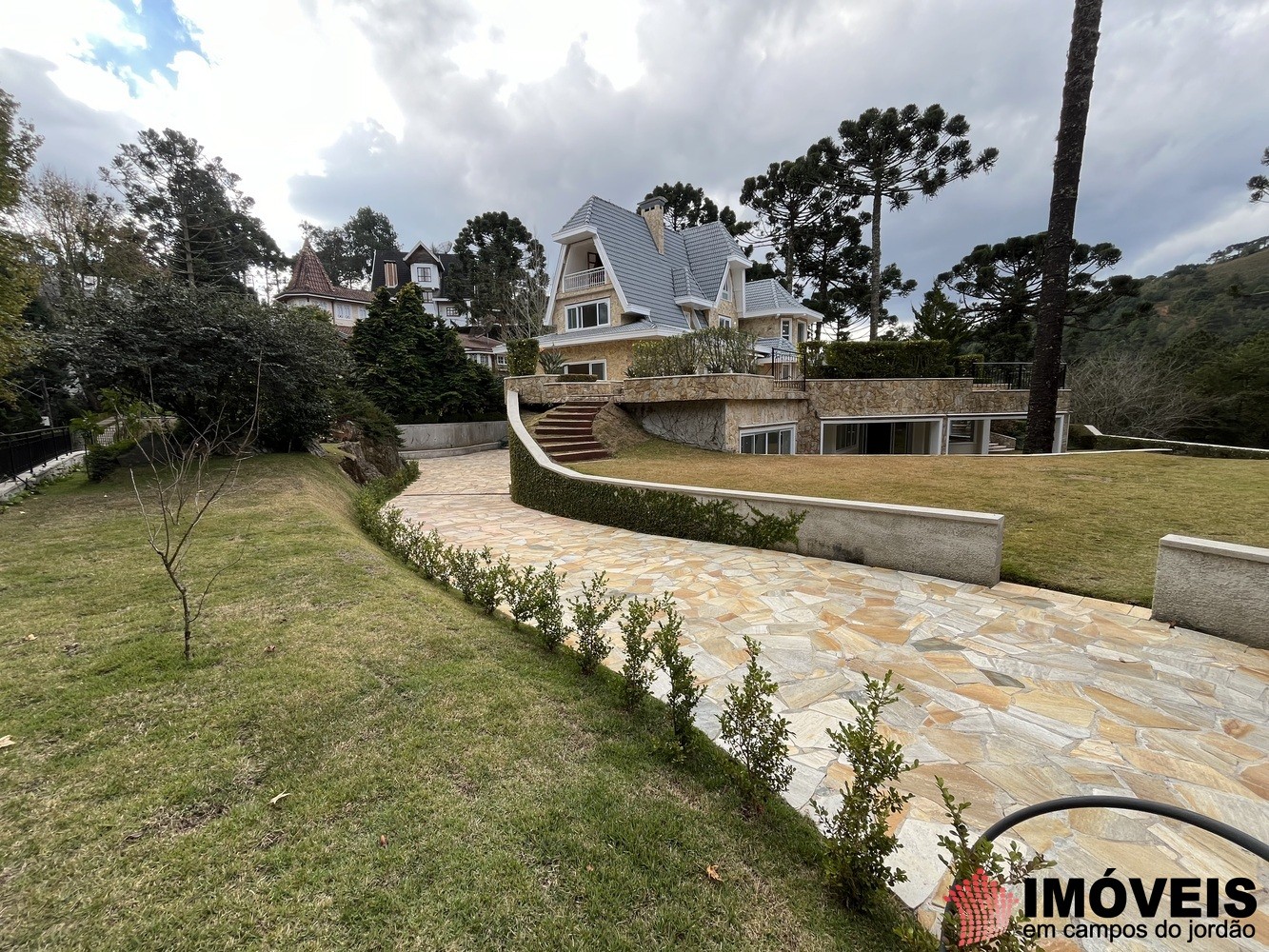 0 para Casas - Venda em Campos do Jordão