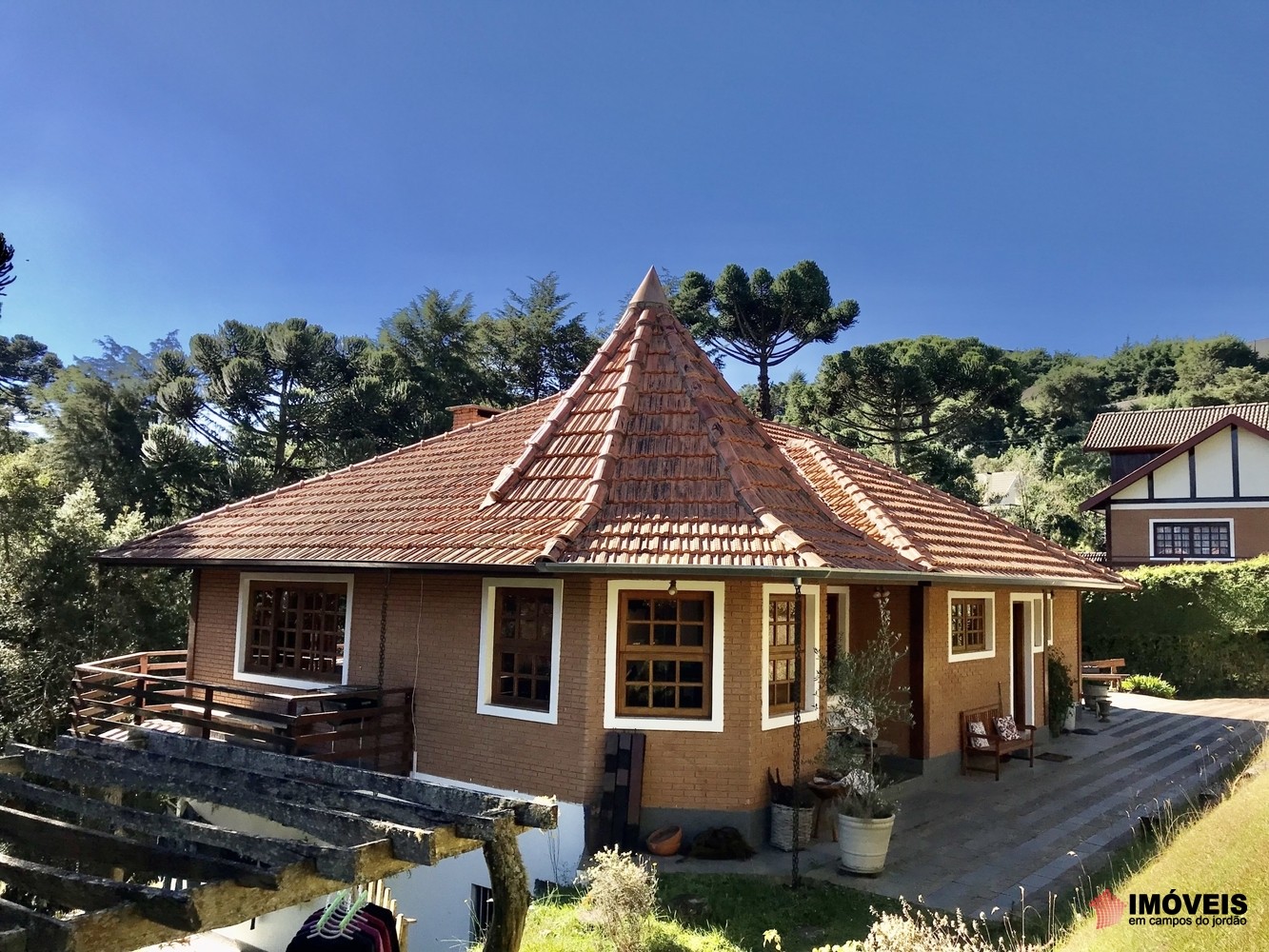 0 para Casas - Venda em Campos do Jordão