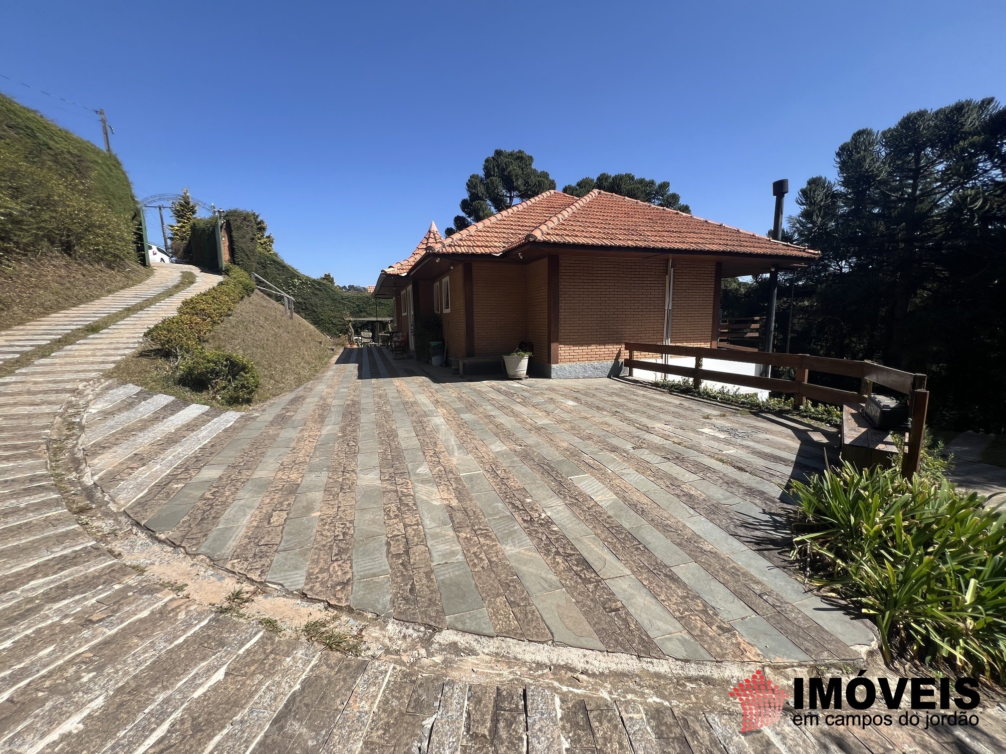 0 para Casas - Venda em Campos do Jordão