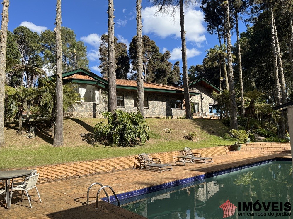 0 para Casas - Venda em Campos do Jordão