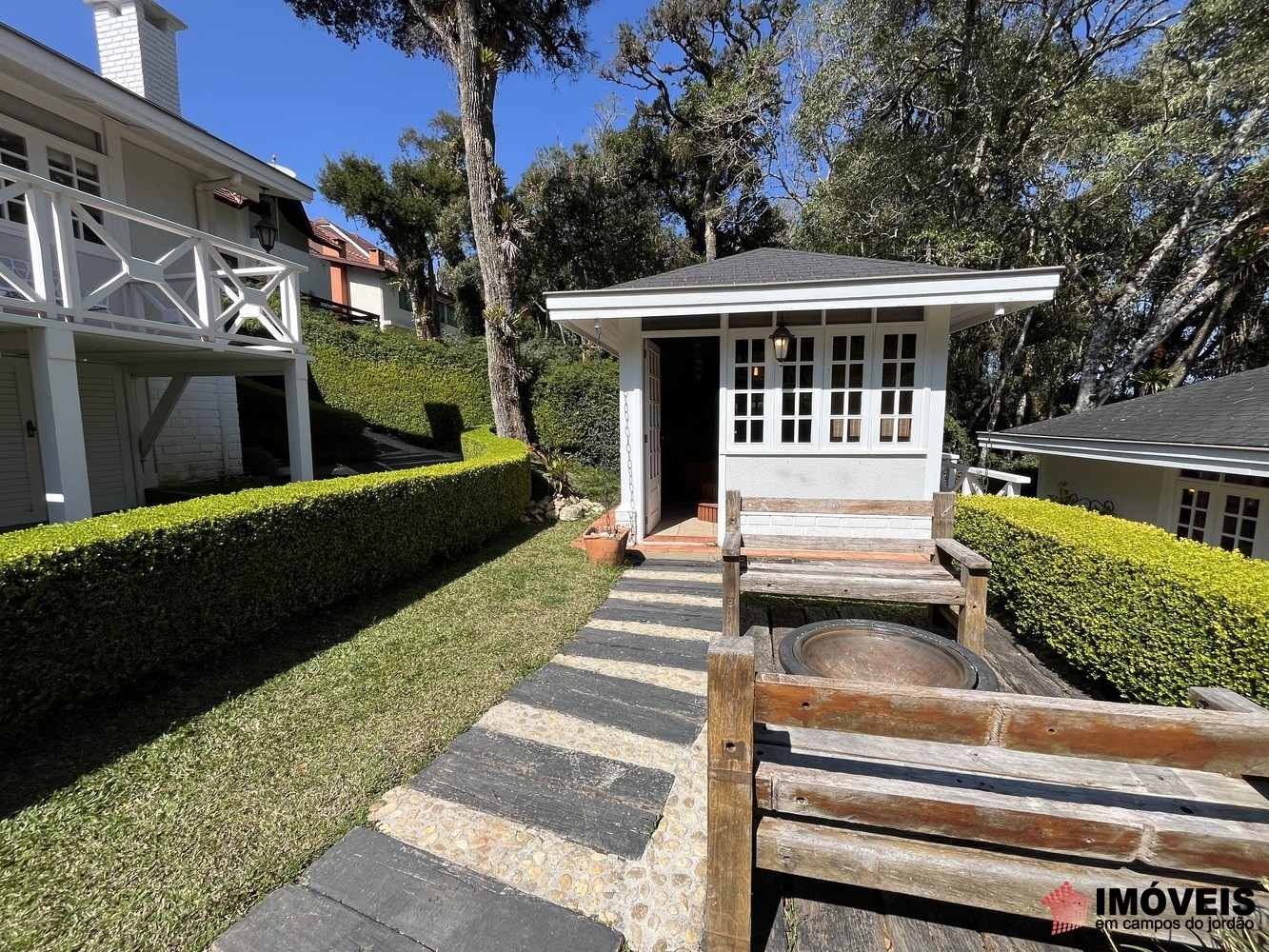 0 para Casas - Venda em Campos do Jordão