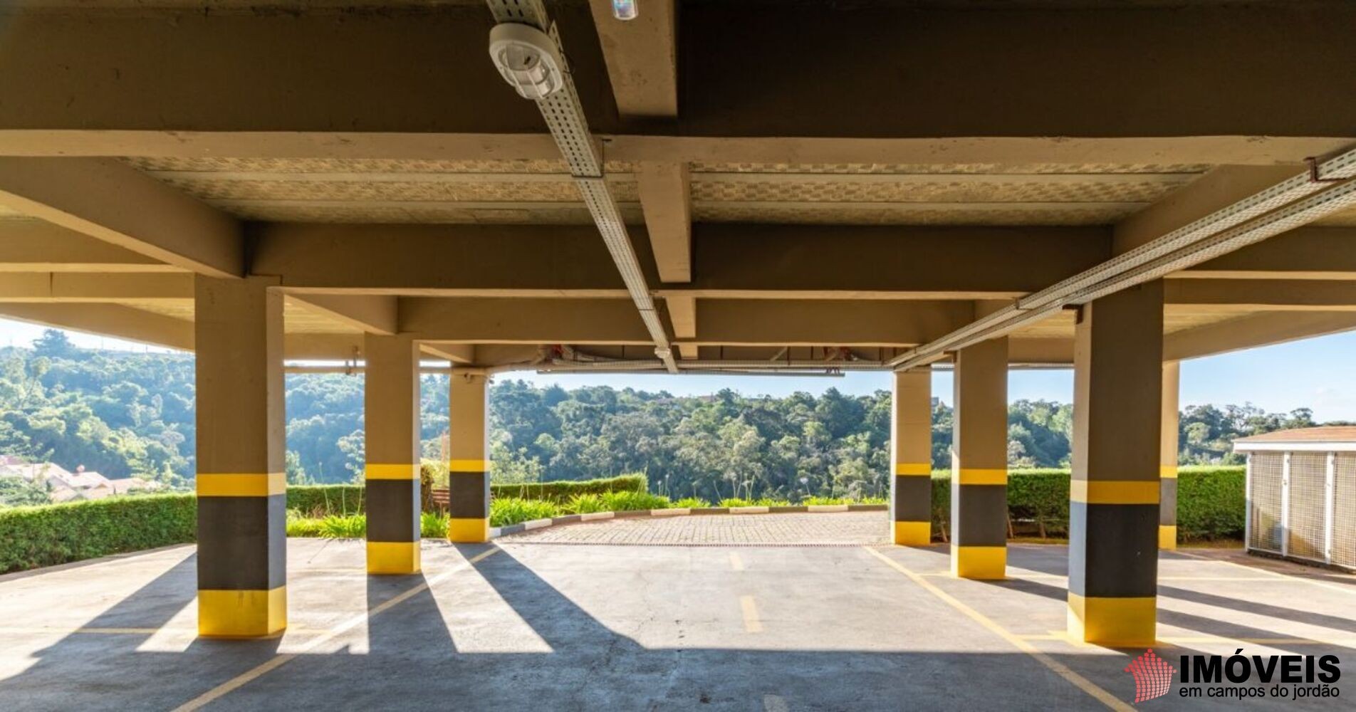 0 para Apartamentos - Venda em Campos do Jordão