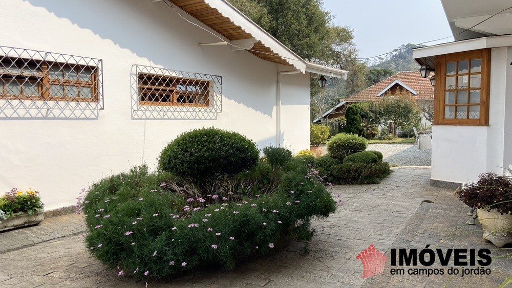 0 para Casas - Venda em Campos do Jordão