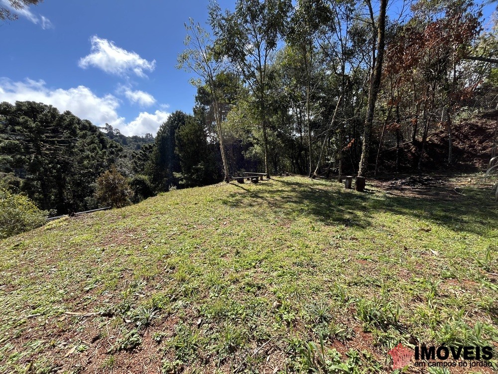 0 para Terrenos - Venda em Campos do Jordão