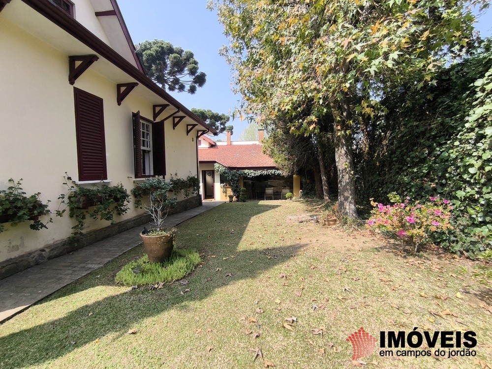 0 para Casas - Venda em Campos do Jordão