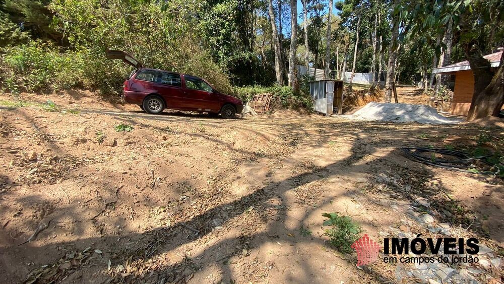 0 para Terrenos - Venda em Campos do Jordão