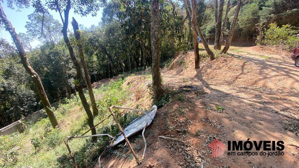 0 para Terrenos - Venda em Campos do Jordão