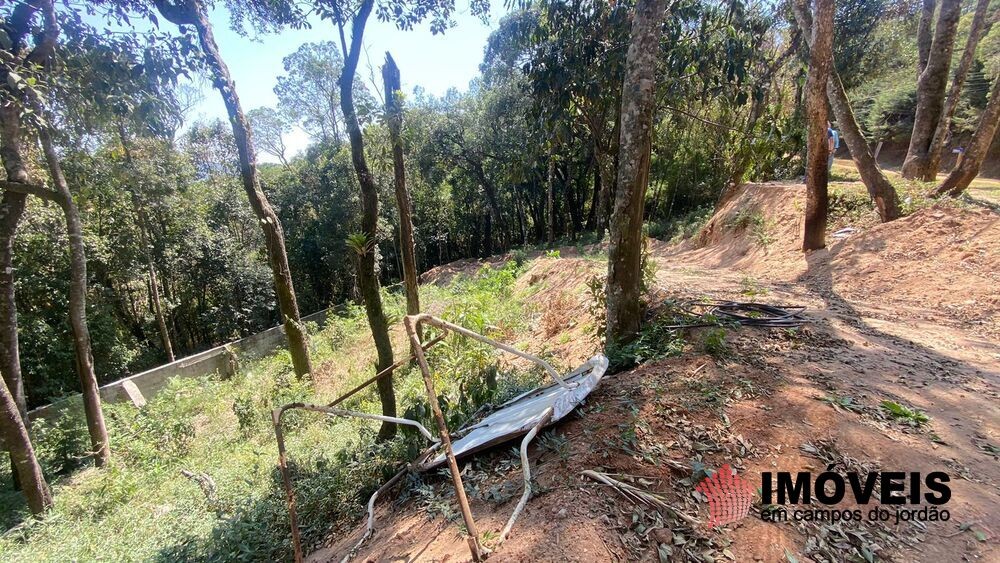 0 para Terrenos - Venda em Campos do Jordão