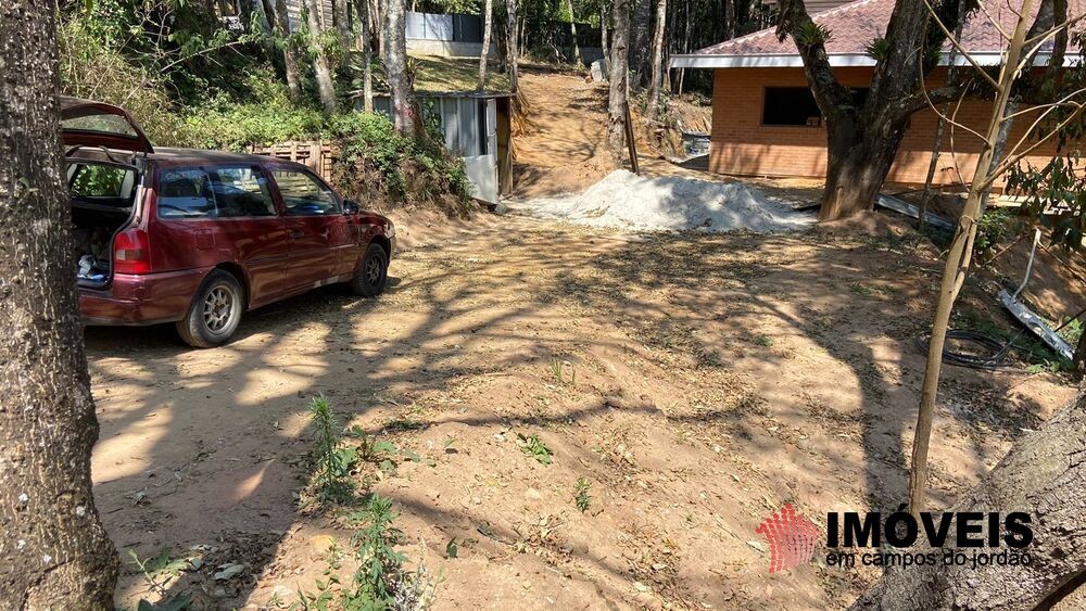 0 para Terrenos - Venda em Campos do Jordão