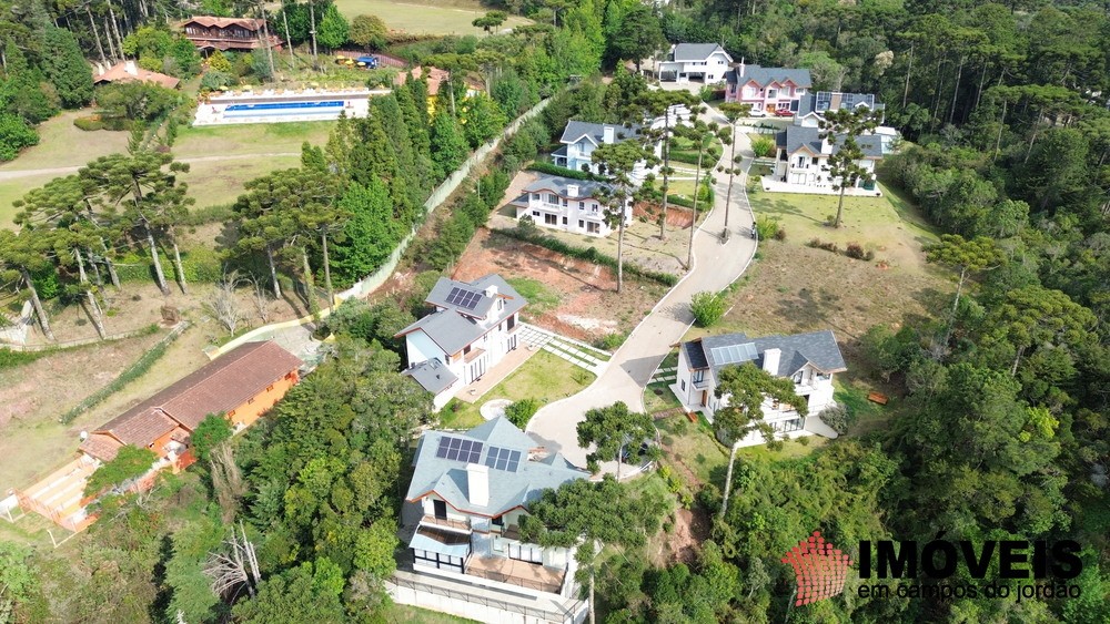 0 para Casas - Venda em Campos do Jordão