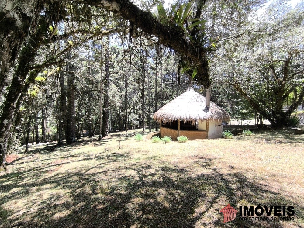 0 para Terrenos - Venda em Campos do Jordão