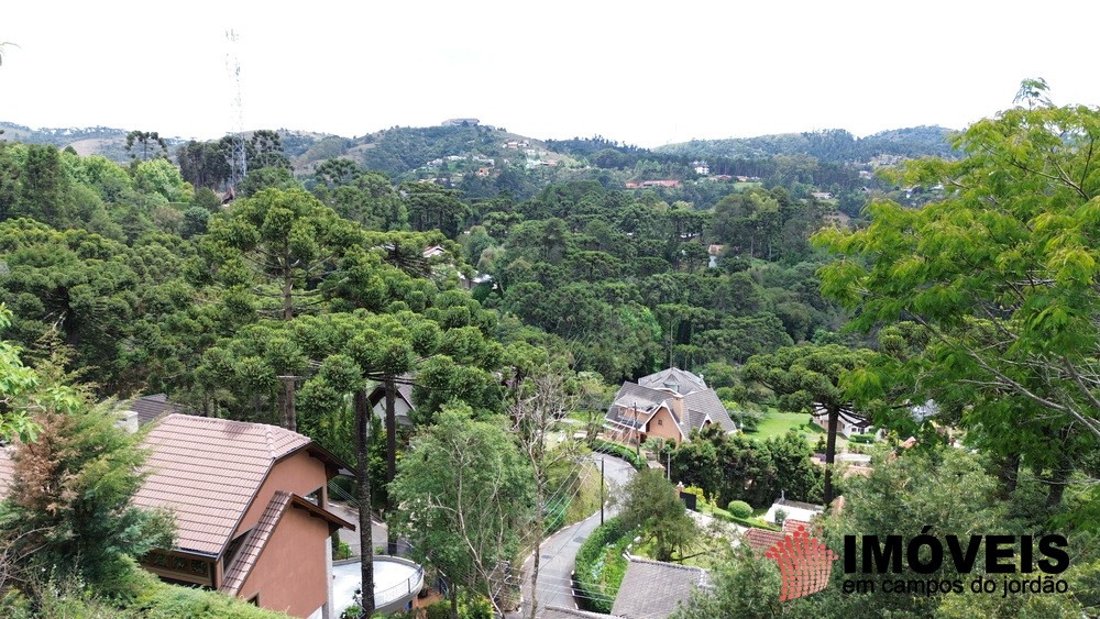 0 para Terrenos - Venda em Campos do Jordão