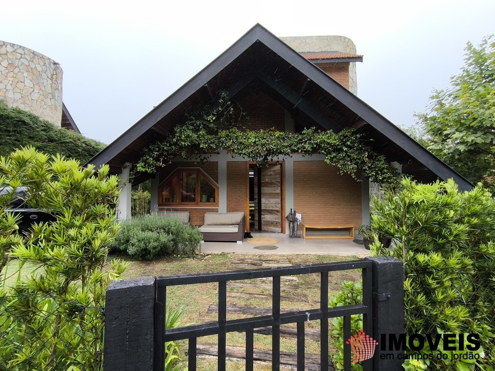 0 para Casas - Venda em Campos do Jordão