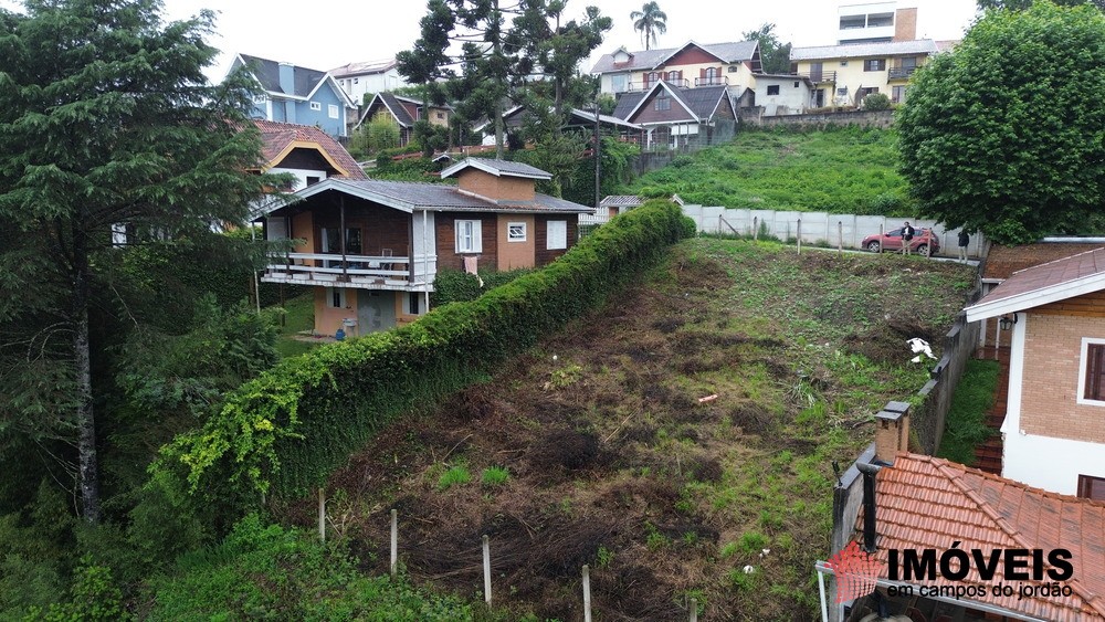 0 para Terrenos - Venda em Campos do Jordão