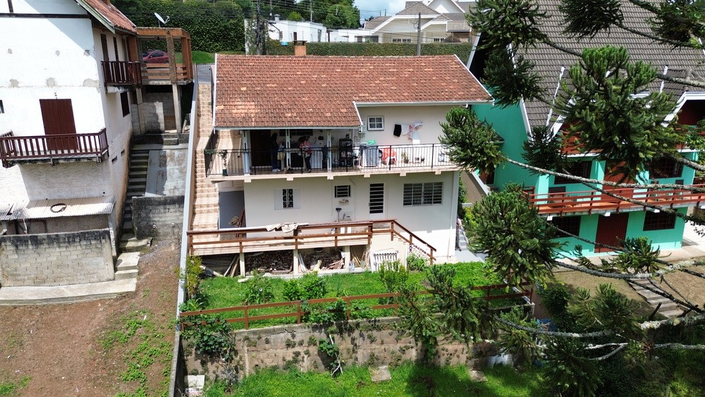 0 para Casas - Venda em Campos do Jordão