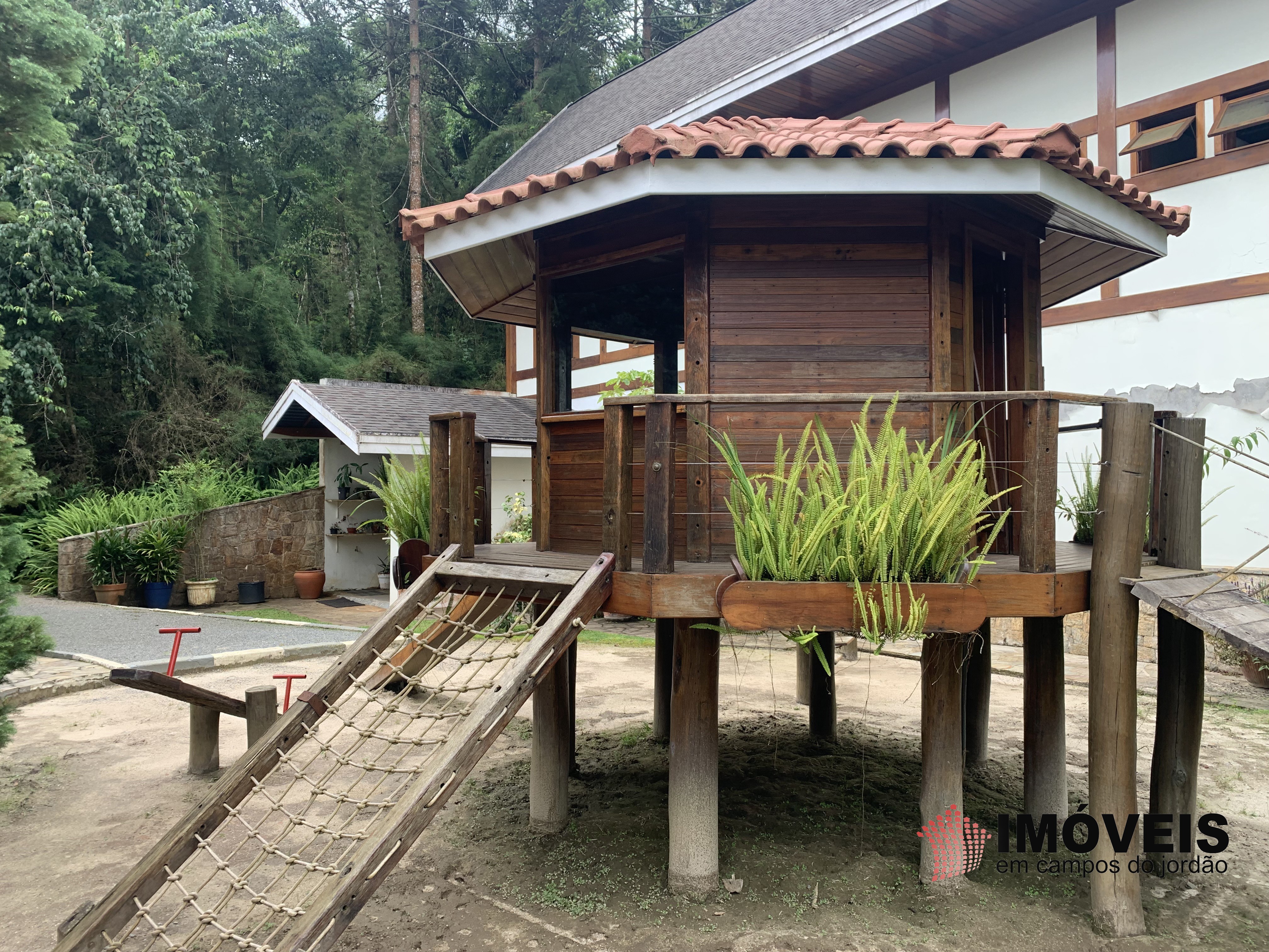 0 para Apartamentos - Venda em Campos do Jordão