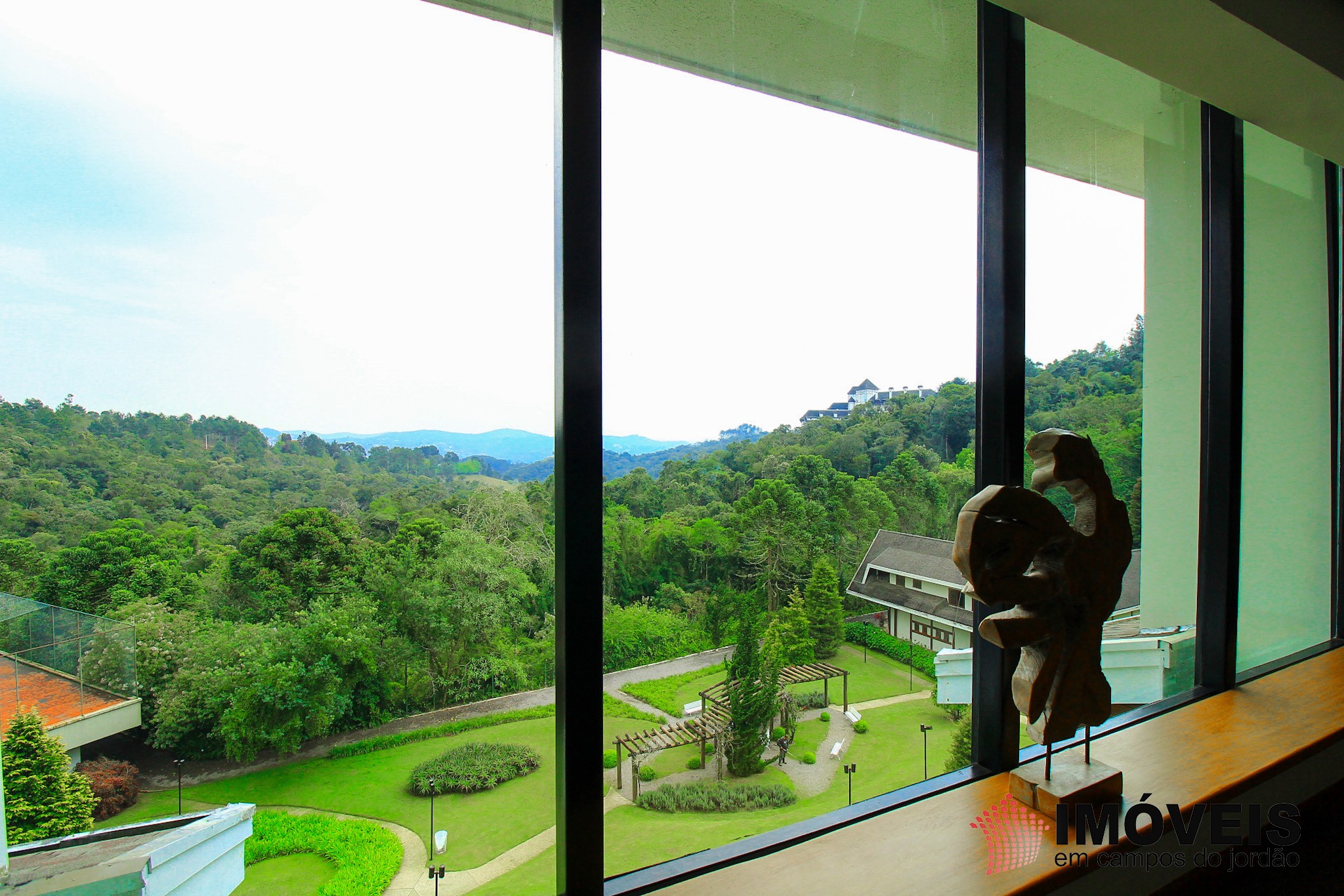 0 para Apartamentos - Venda em Campos do Jordão