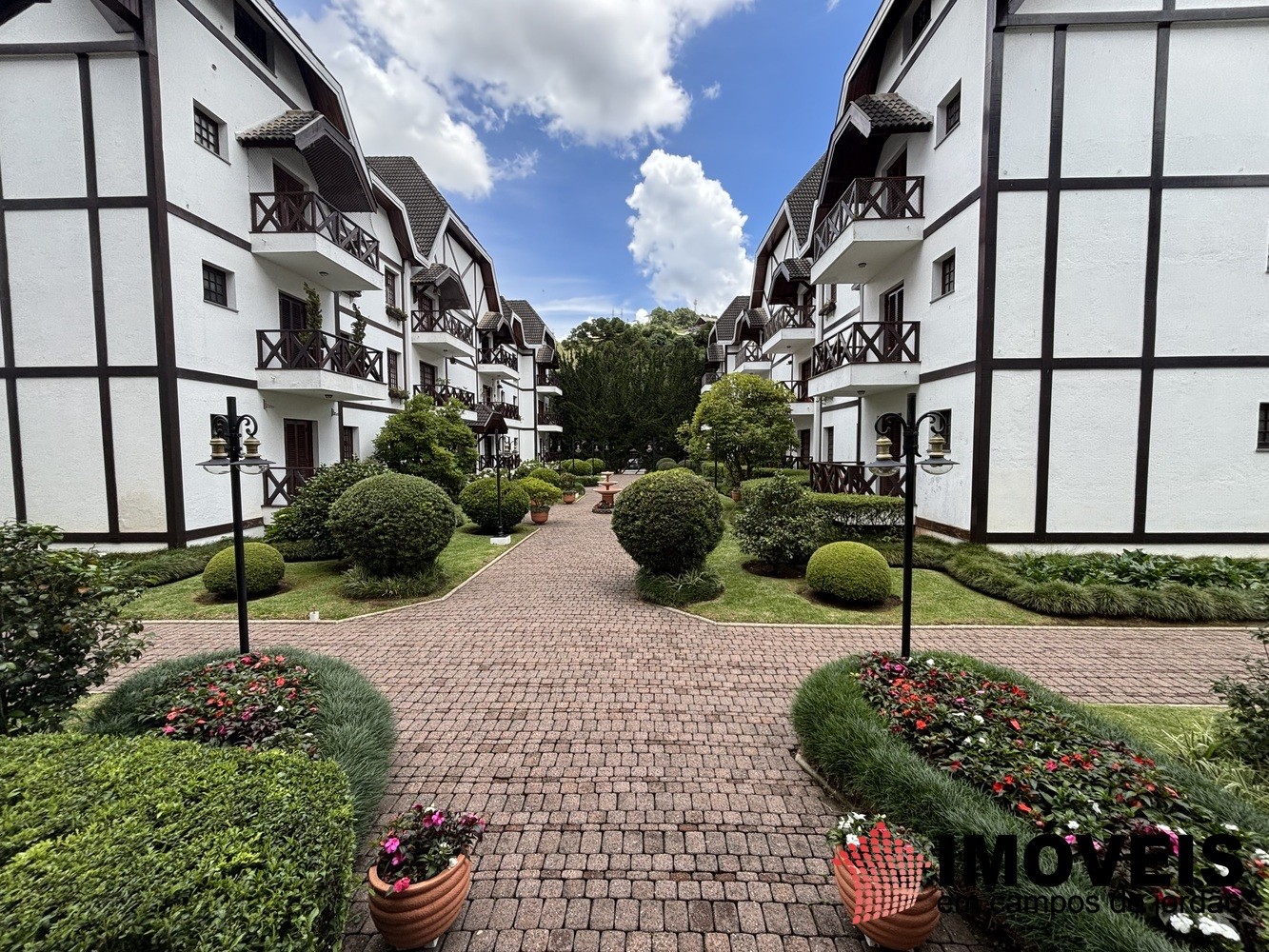 0 para Apartamentos - Venda em Campos do Jordão